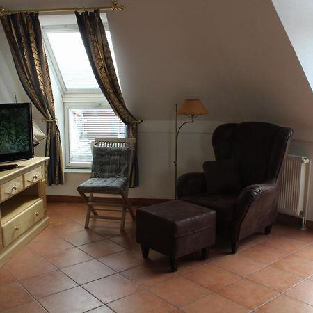 Residenz Rosengrund Mit Schwimmbad Und Sauna Büsum Exteriör bild