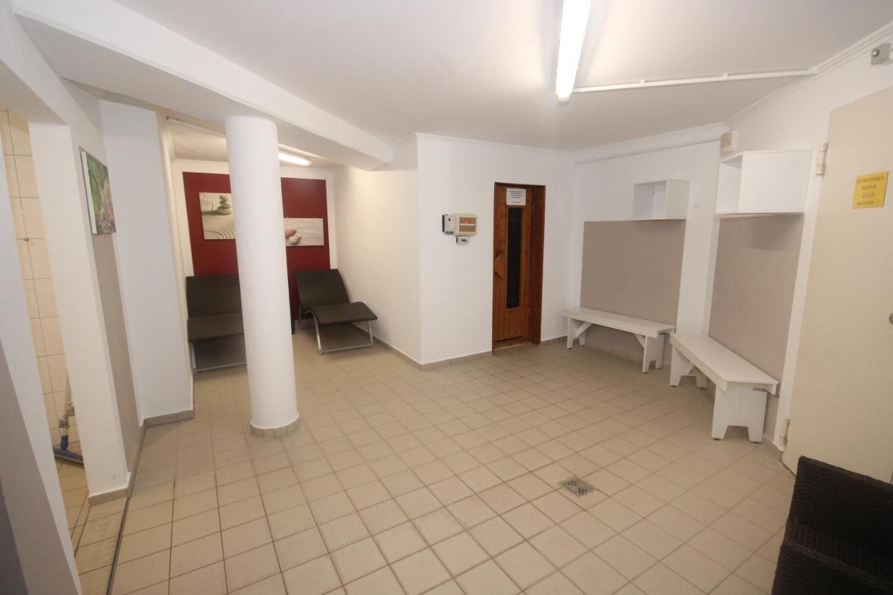 Residenz Rosengrund Mit Schwimmbad Und Sauna Büsum Exteriör bild